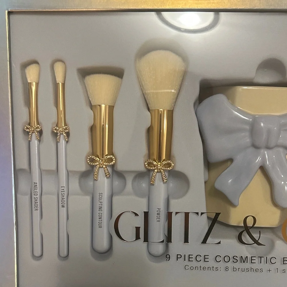 Glitz & Glam Gold 9 Piece Set